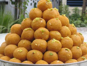 Homemade Laddoo